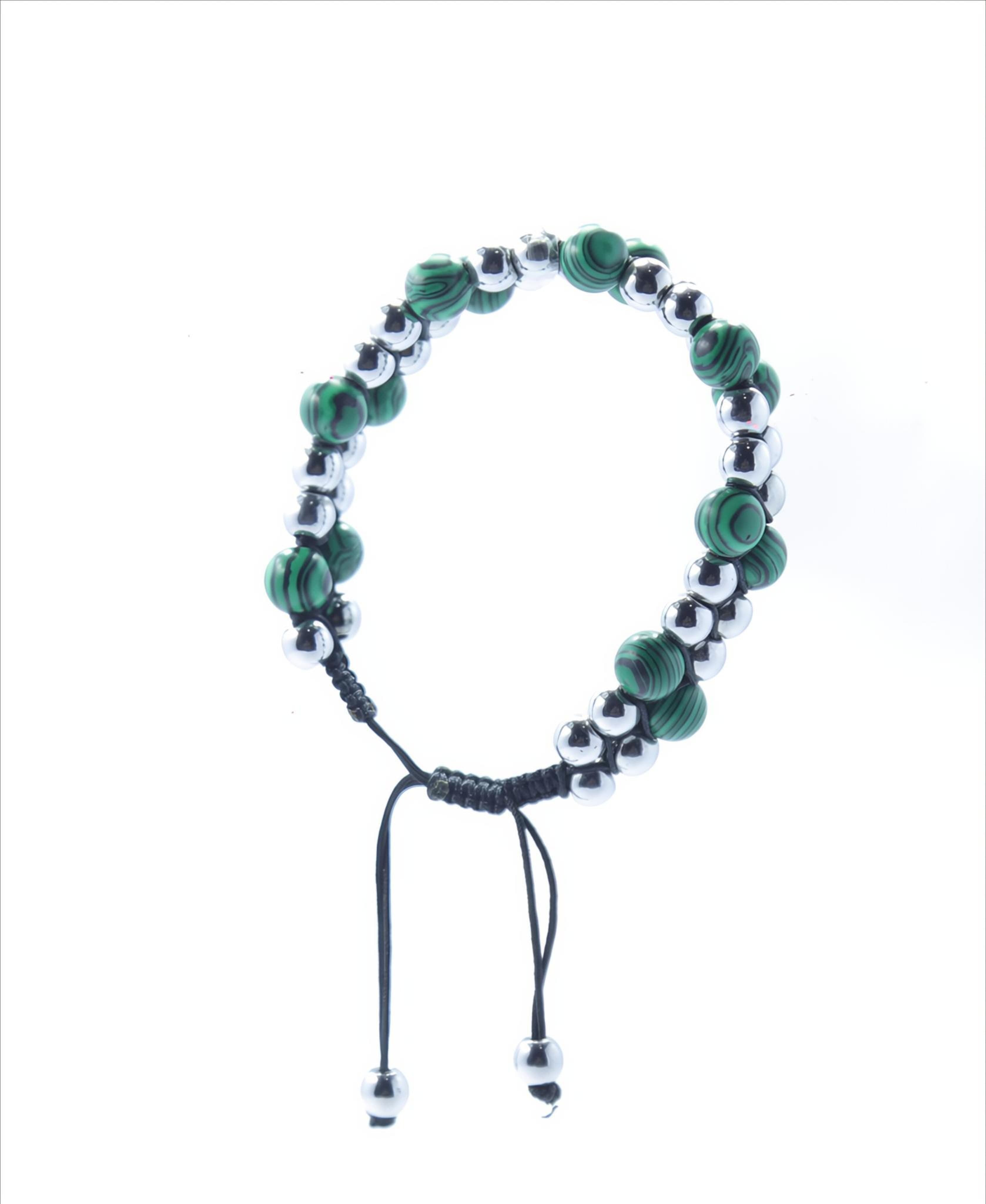 بريسلت 2 دور هيماتيد في مالكايت طبيعي