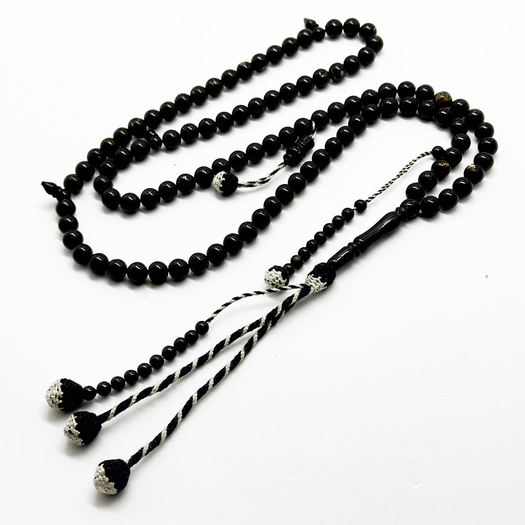 يسر بحر احمر 8 مل 100 حبايه 2 عداد