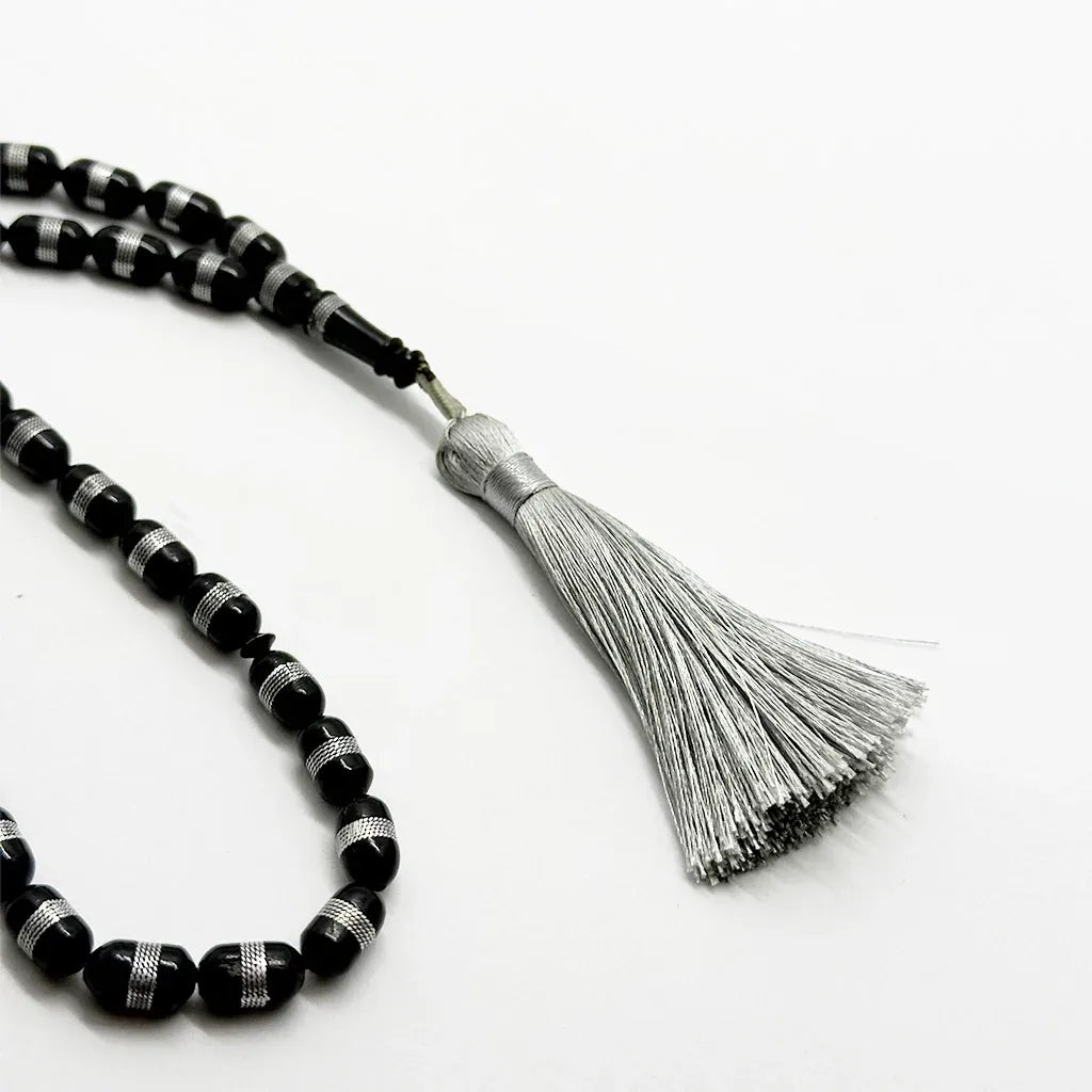 Black Kok Barrel with Metal Inlay 8mm 33 Beads